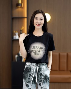 Women’s T-shirt factory customization